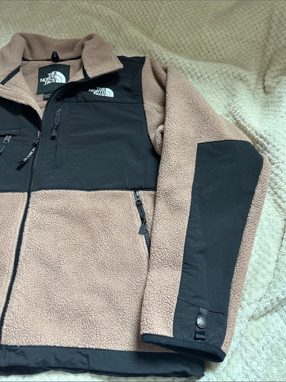 The North Face Men’s Retro Denali Jacket Size Medium